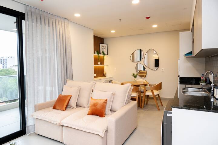 Luxury 1BR with Rooftop Pool | Las Mercedes